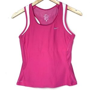 NIKE Racerback top with shelf Bra